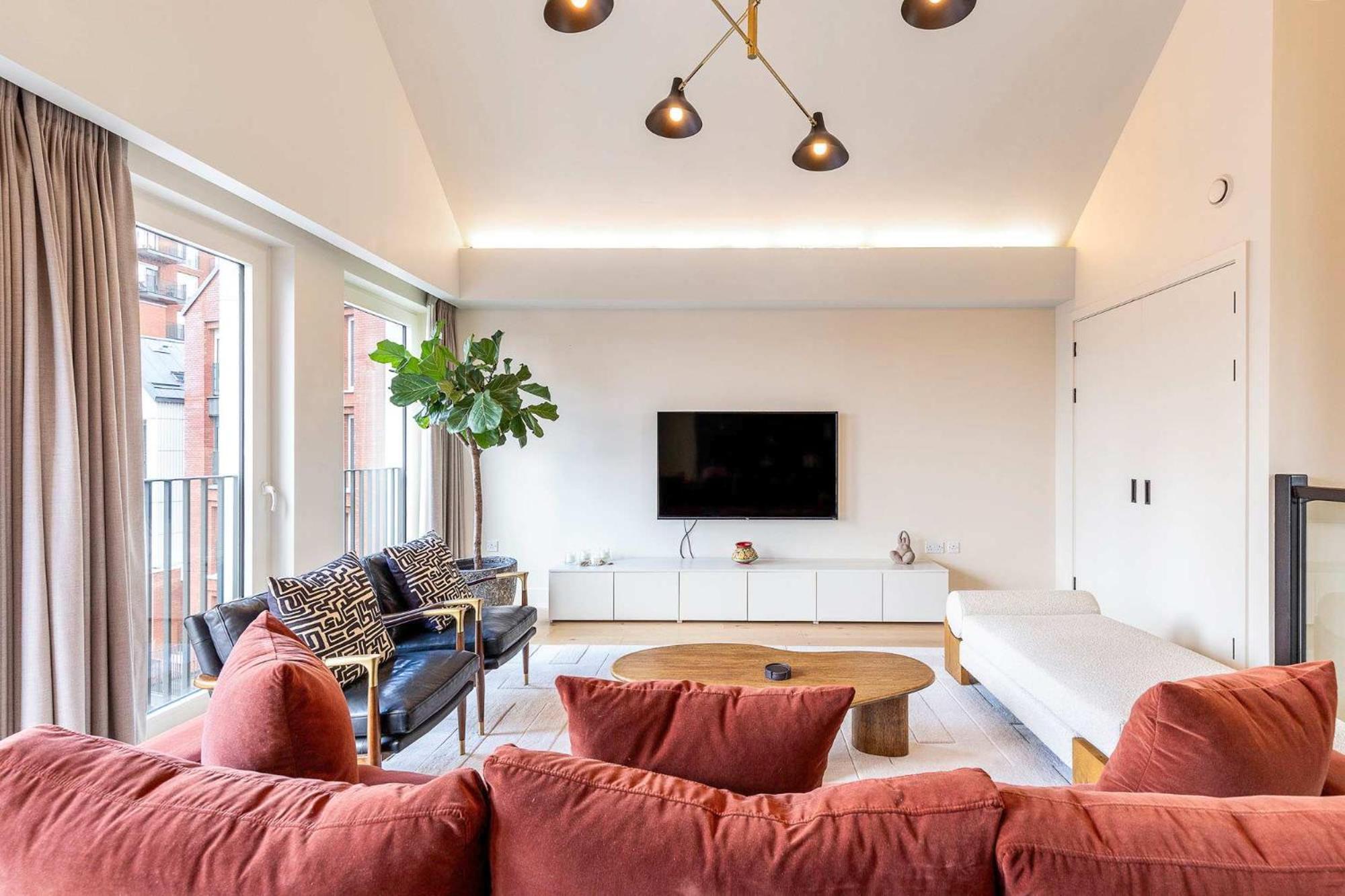 3br 2bth Penthouse In Appartamento *